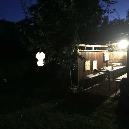 Palmengarten Meets Presshaus Homestay